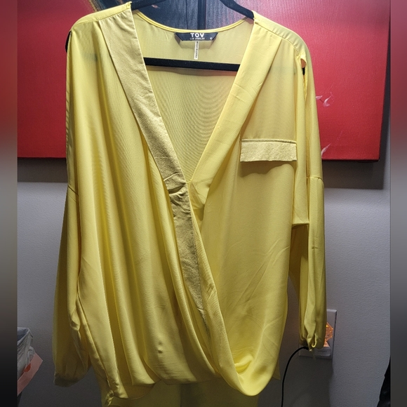 Yellow Cold Shoulder w/Leather Trip - Picture 2 of 5